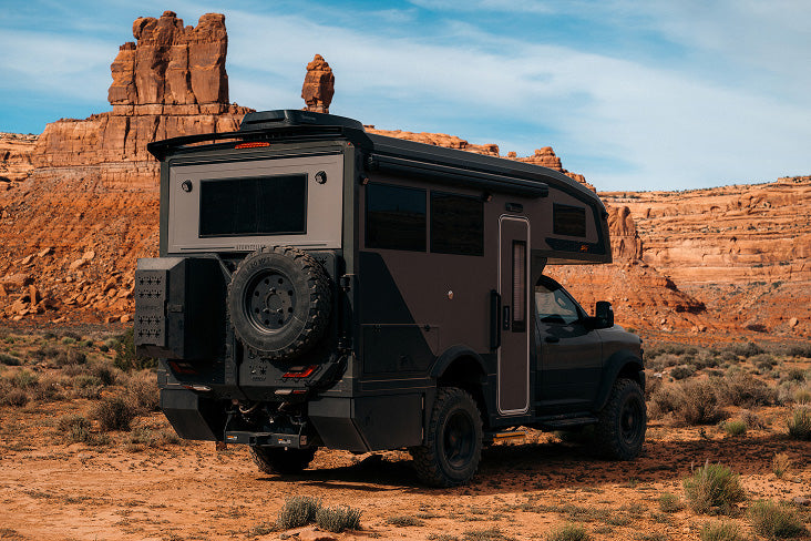 STO Global Expedition Vehicles WILD in desert