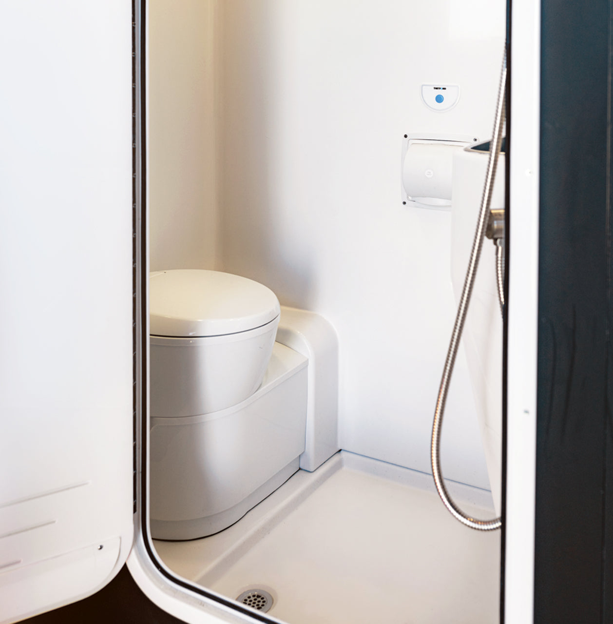 Global Expedition Vehicle Wet Bath and Shower