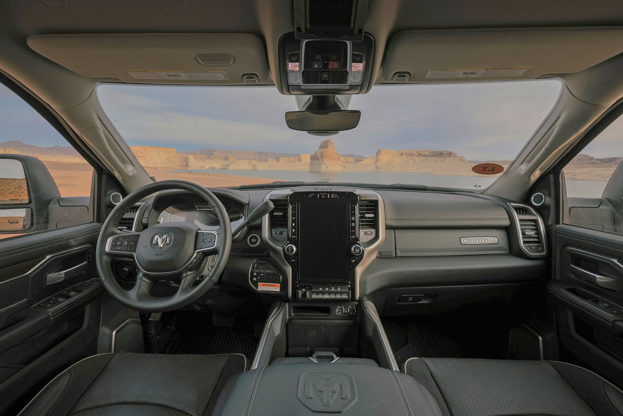 Storyteller Overland GXV HILT Driver Convenience
